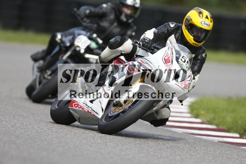 /53 16.09.2025 Track Day Domi Aegerter ADR/Gruppe gruen/55